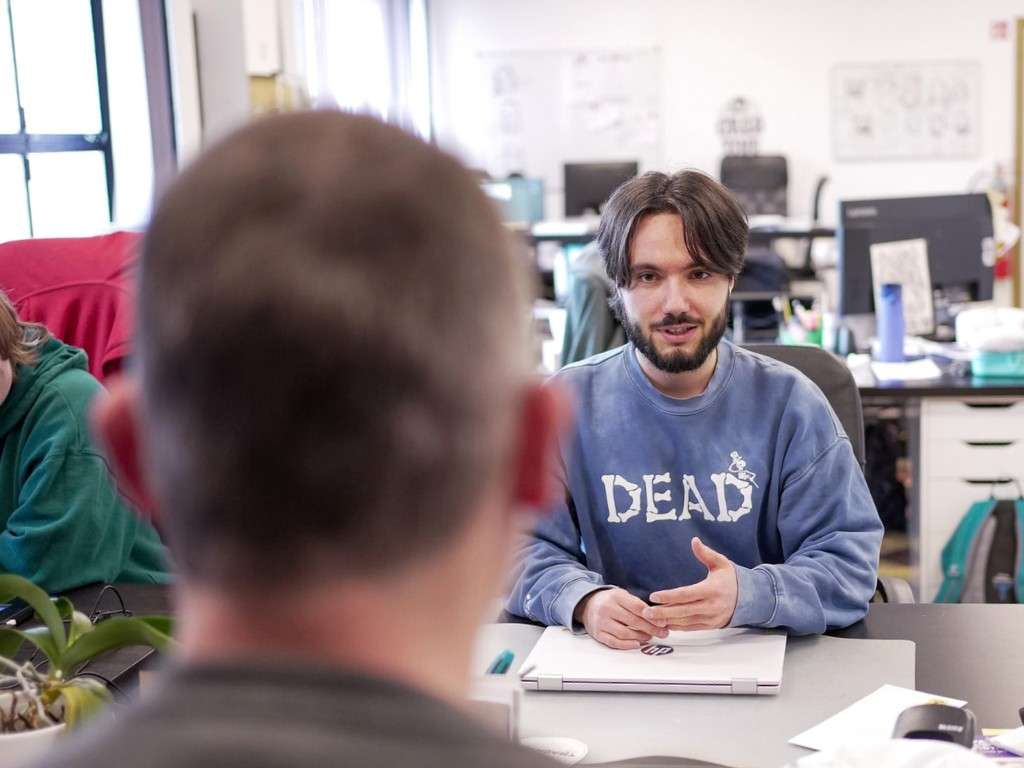 Visuels Articles - forj.be-5 Équipe de travail dans un bureau